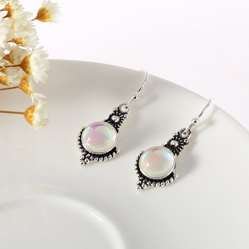 Thumbnail: Moonstone Vintage Earrings