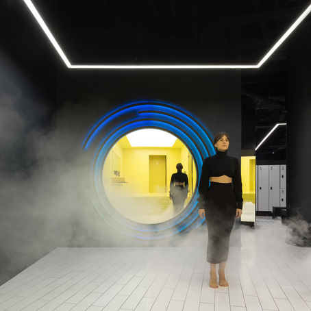 Kometa Black / YoYo Bureau