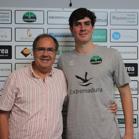 T22/23-LEB Oro- El canterano Juan Santos llega al primer equipo con ilusión y dispuesto a mantenerse