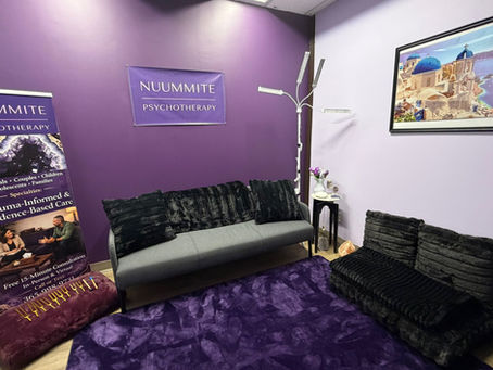 Exploring the Benefits of Nuummite Psychotherapy Services