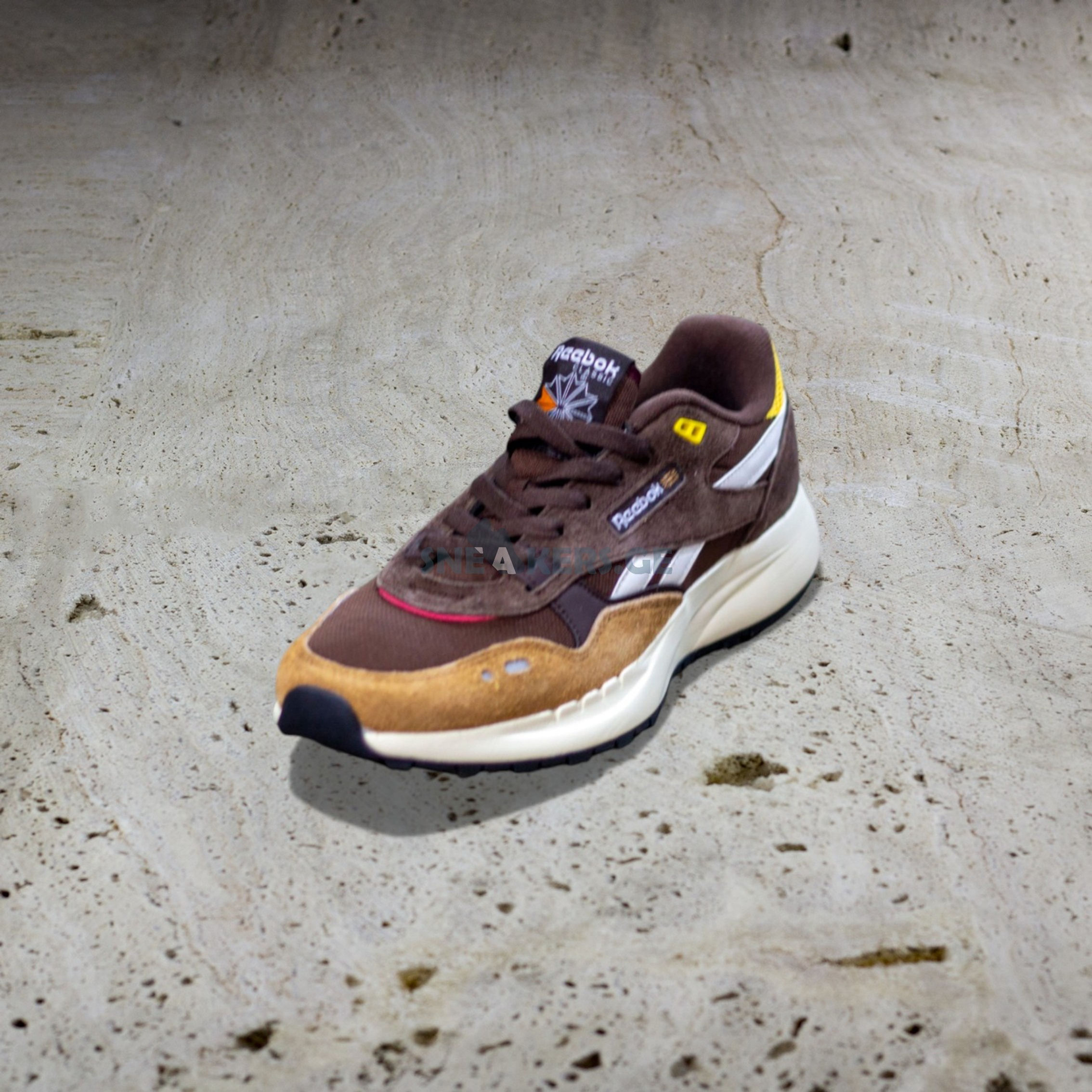 Reebok Classic Leather 2400