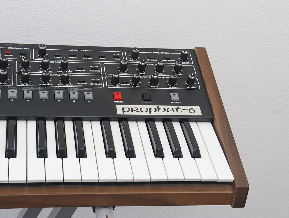Miniaturbild: Sequential Prophet 6 - 49 Tasten Synthesizer + Decksaver + 2 J. Gewährleistung