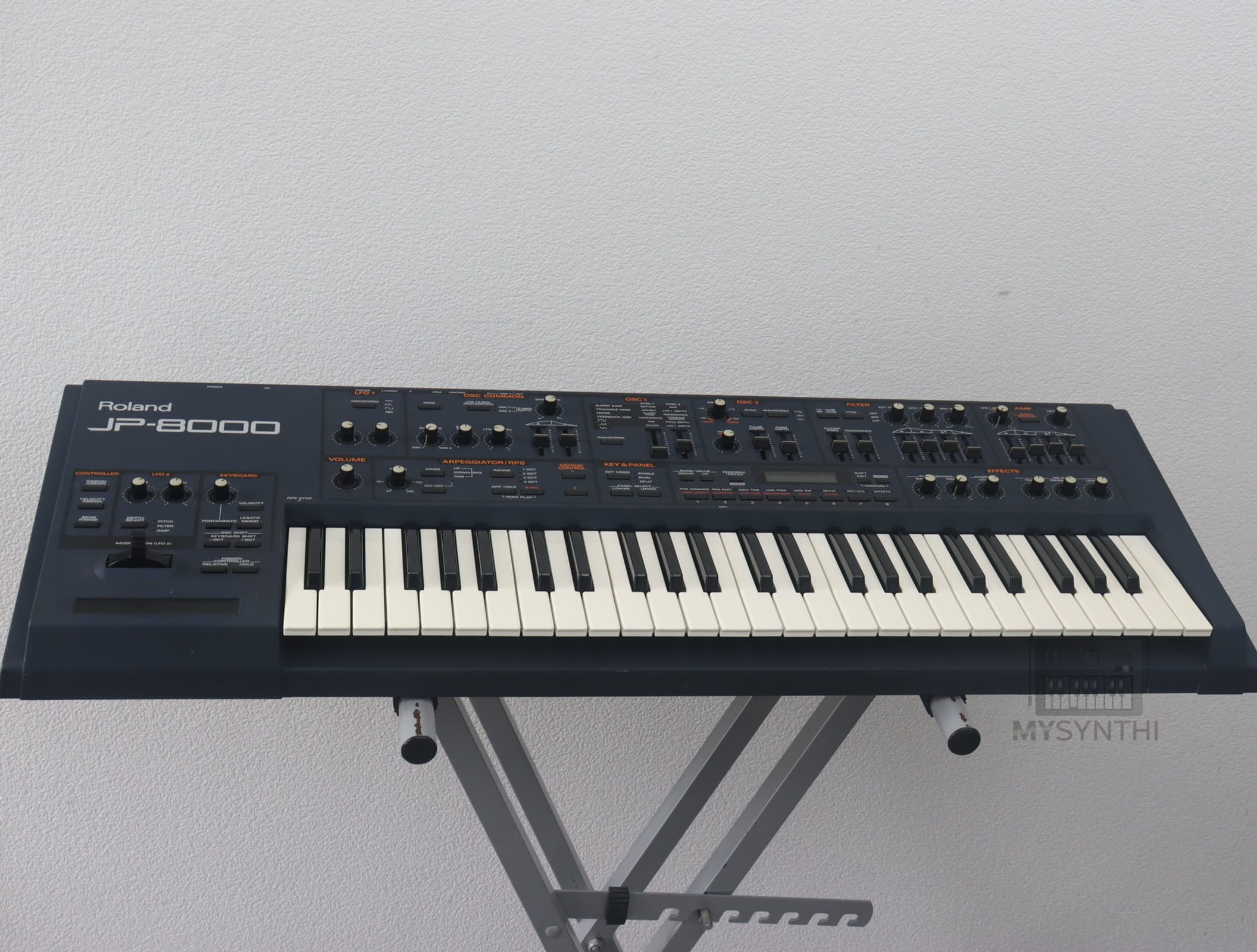 Roland JP-8000 - 49 Tasten Synthesizer + 1 Jahr Gewährleistung