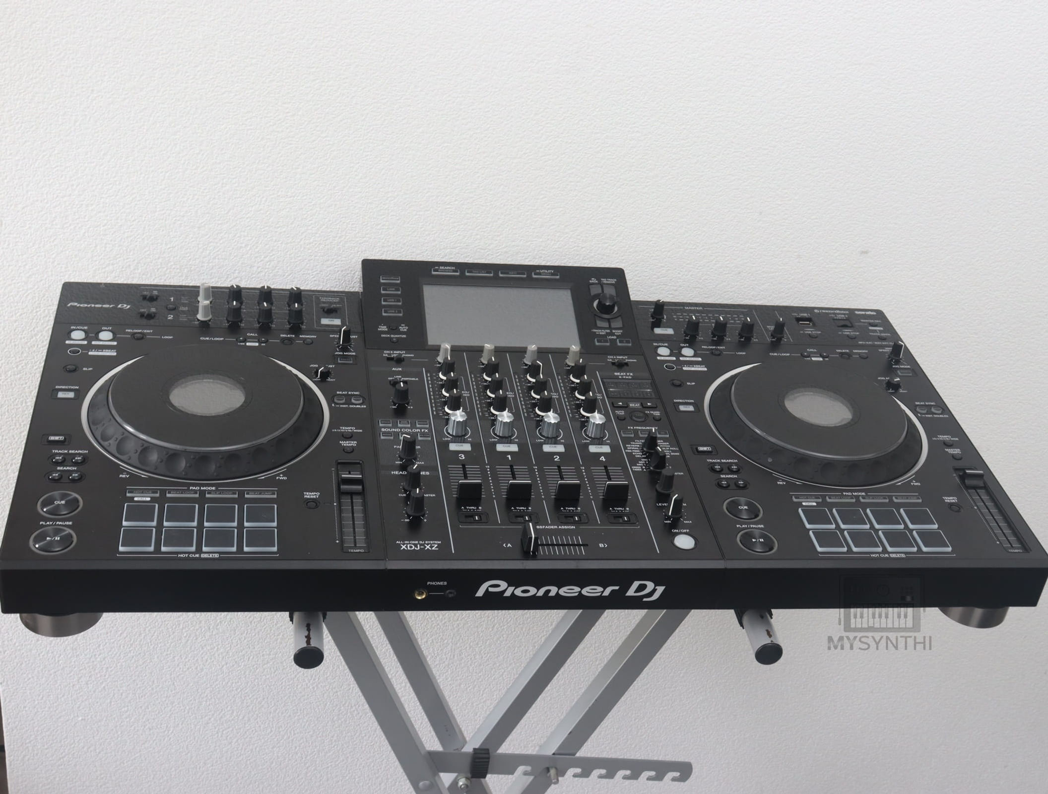 Pioneer XDJ-XZ - DJ Controller inkl. Decksaver & OVP + 1 Jahr Gewährleistung