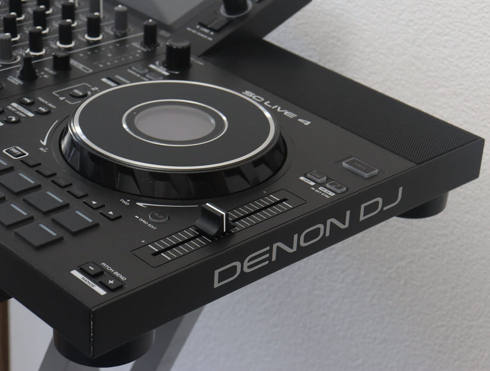 Miniaturbild: Denon Dj SC Live 4 - DJ System + UDG Hardcase + 2 Jahre Gewährleistung