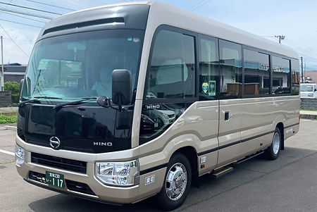 小型バス_edited.jpg