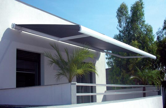 Toldo brazo invisible