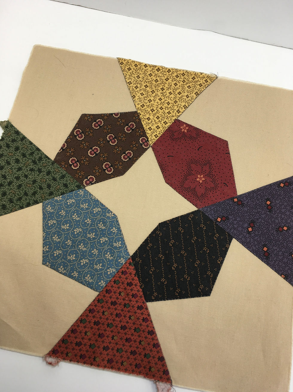 Thumbnail: Reba’s Web English Paper Piecing Kit