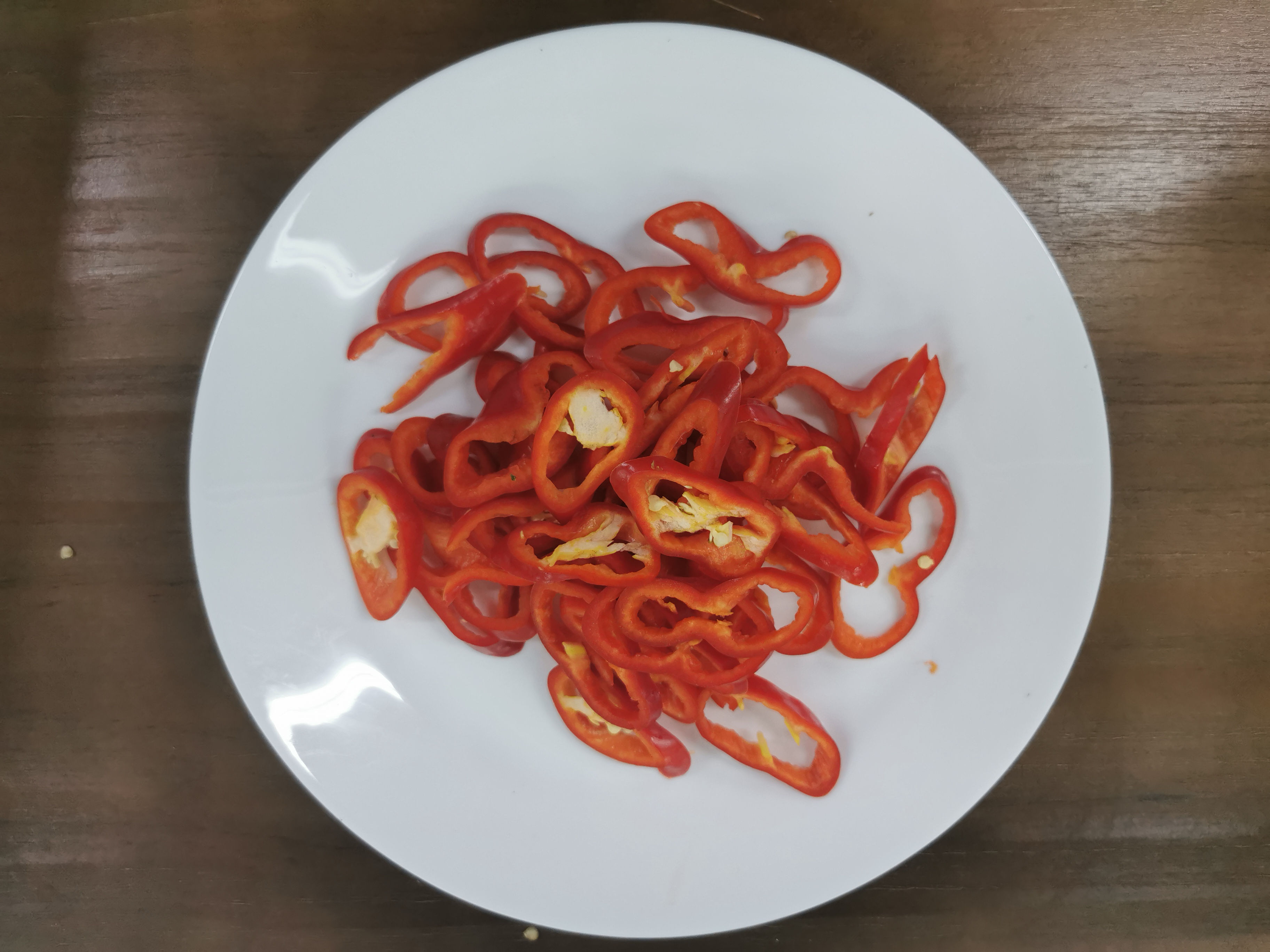 紅辣椒 (切斜圈) Red Chilli Rdiagonal rings