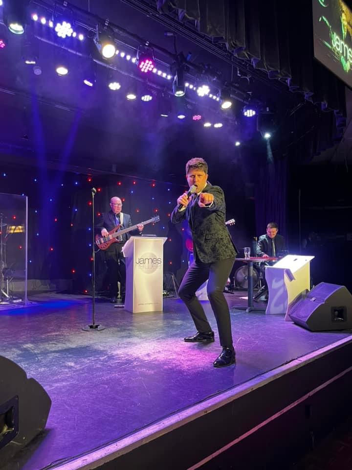 James Williams Showband Runnymede on Thames