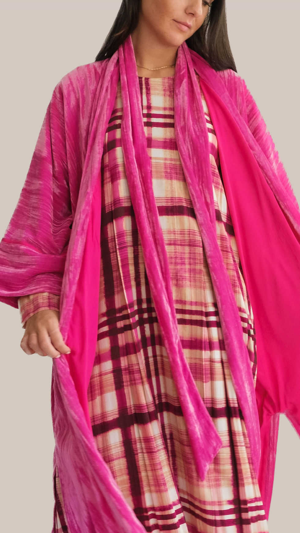 Thumbnail: Fuchsia long kimono