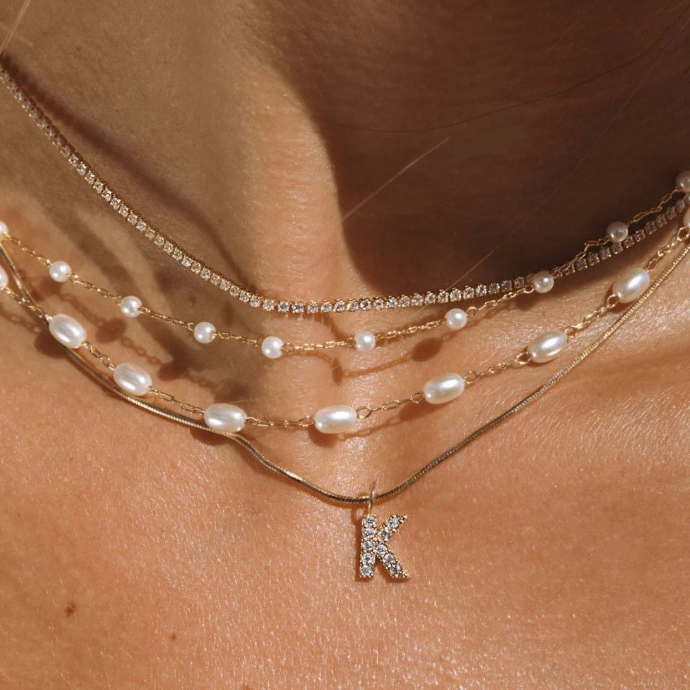 Colar Gargantilha Pérolas Rendondas ou Ovais Banho de Ouro 18k

