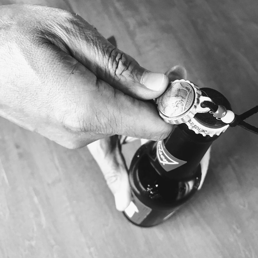 サムネイル： BUTTON WORKS　ボタンワークス　ボトルオープナー