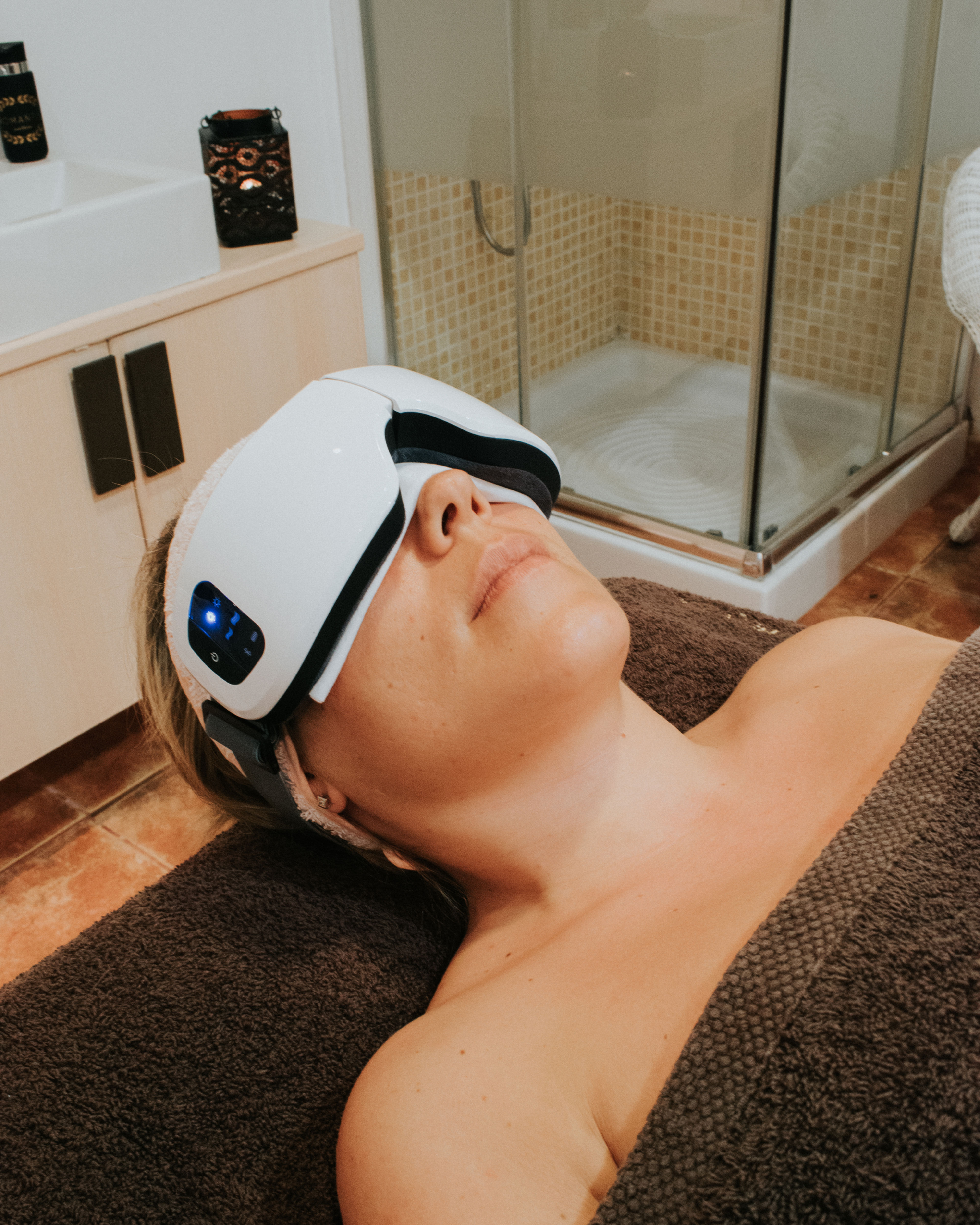 Pack tratamiento Contorno de ojos  ( bolsas y ojeras ) ( 5+1 )