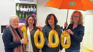 Spendenübergabe an „Frauen helfen Frauen MTK e.V.“