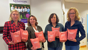 Weihnachtstüten für "Frauen helfen Frauen MTK"