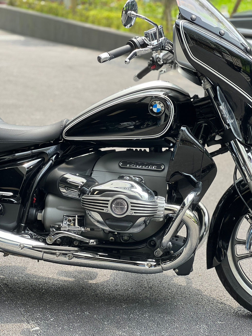 Thumbnail: DKdesign - BMW R18 Cylinder Cover Guards / Contrast Cut