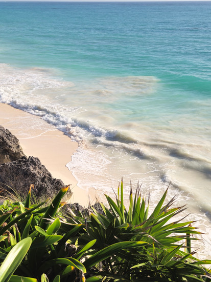 Plage sable blanc paradisiaque Mexique Tulum