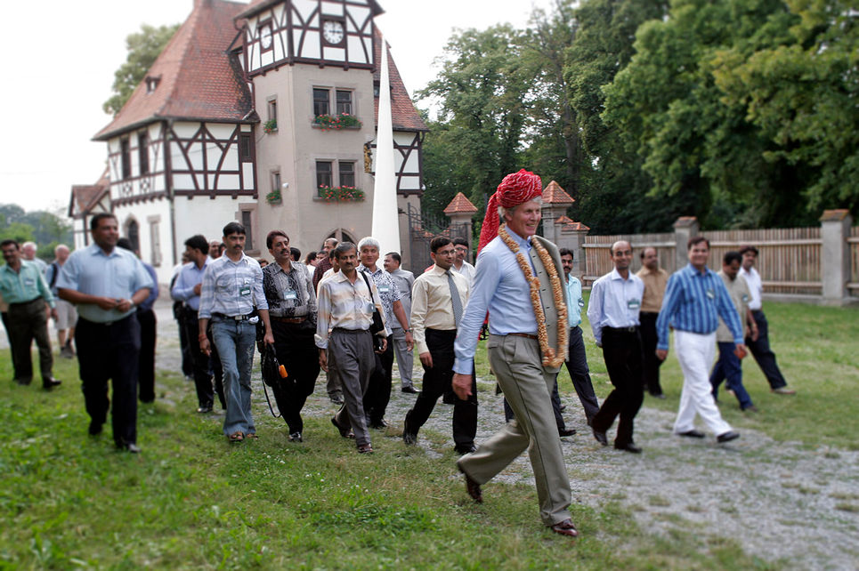 Graf Faber Castell mit internationalen Gästen