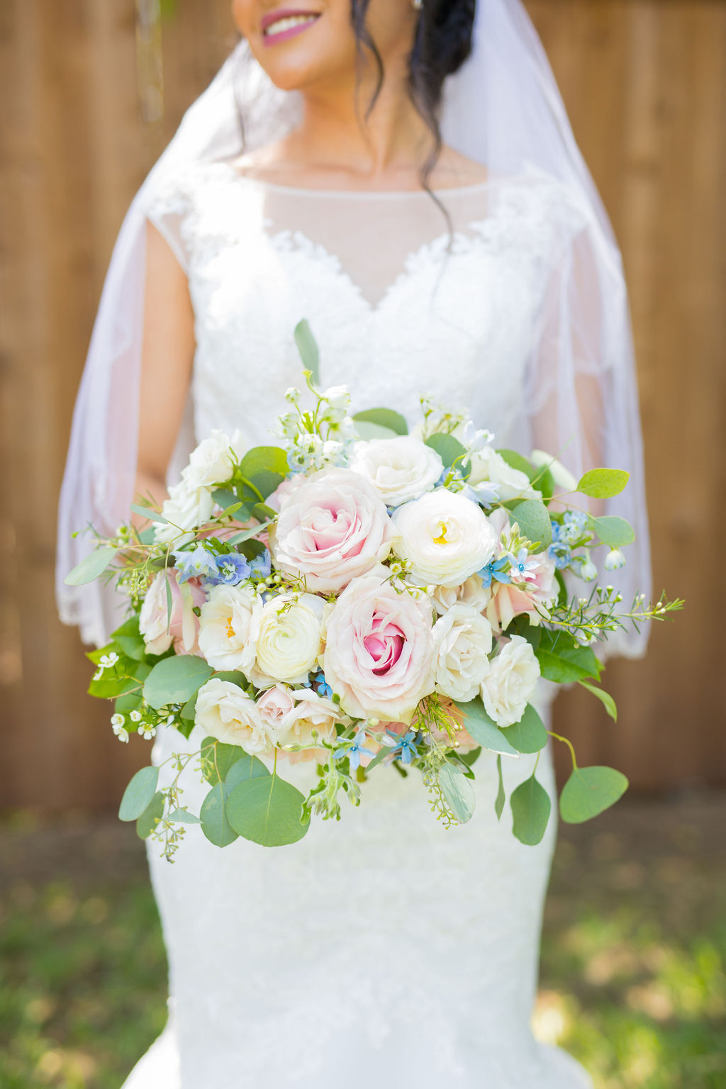 Complimentary consultation with a wedding planner! Look West Events