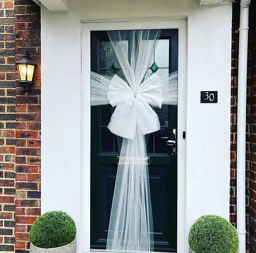 Thumbnail: White Christmas Door Bow