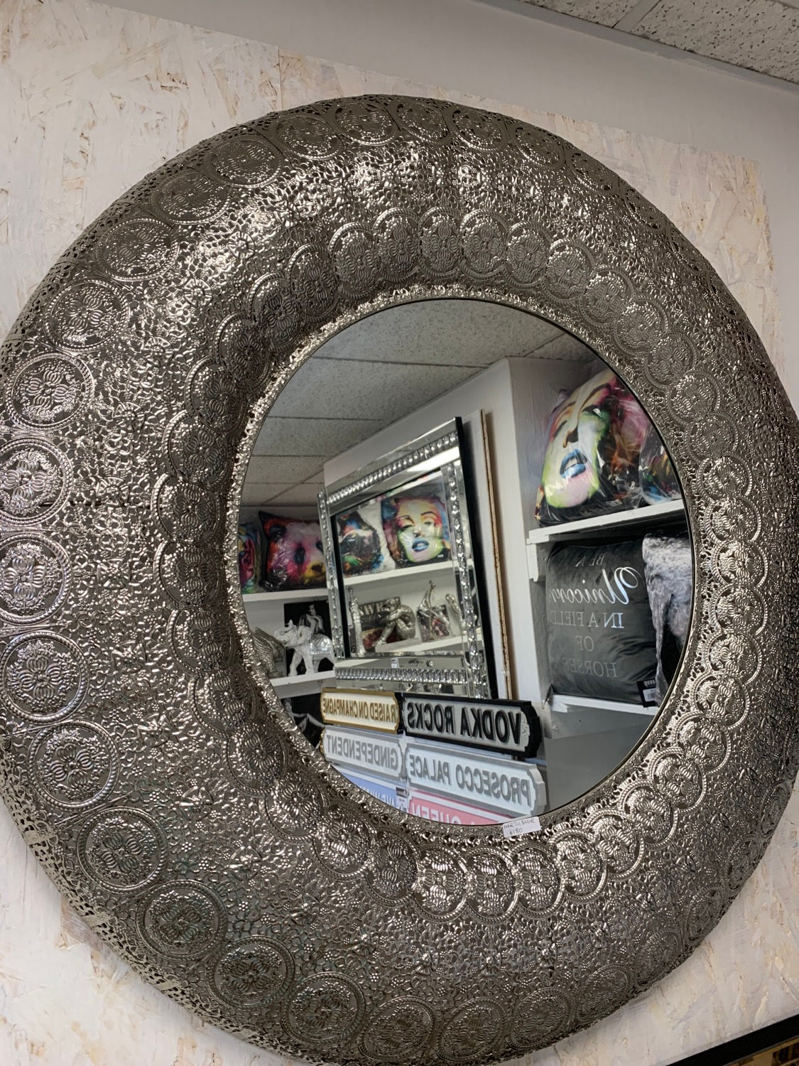 Round Metal Mirror 90x90