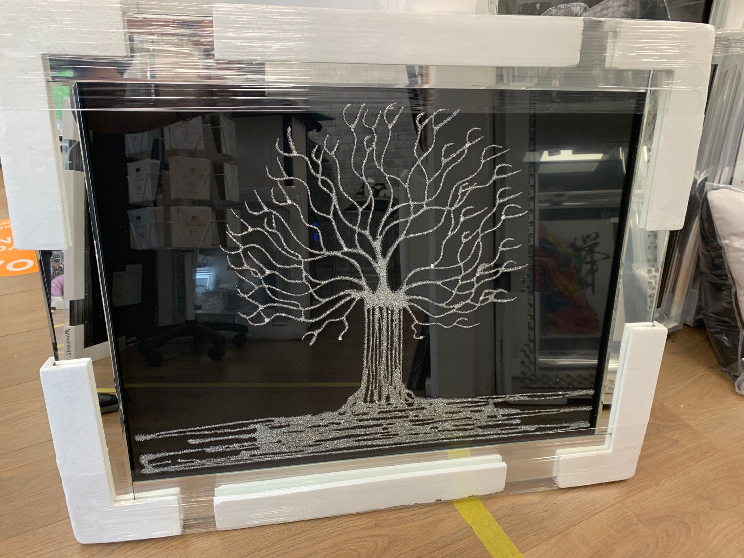Silver Glitter Tree on Mirrored Frame 95x75cm