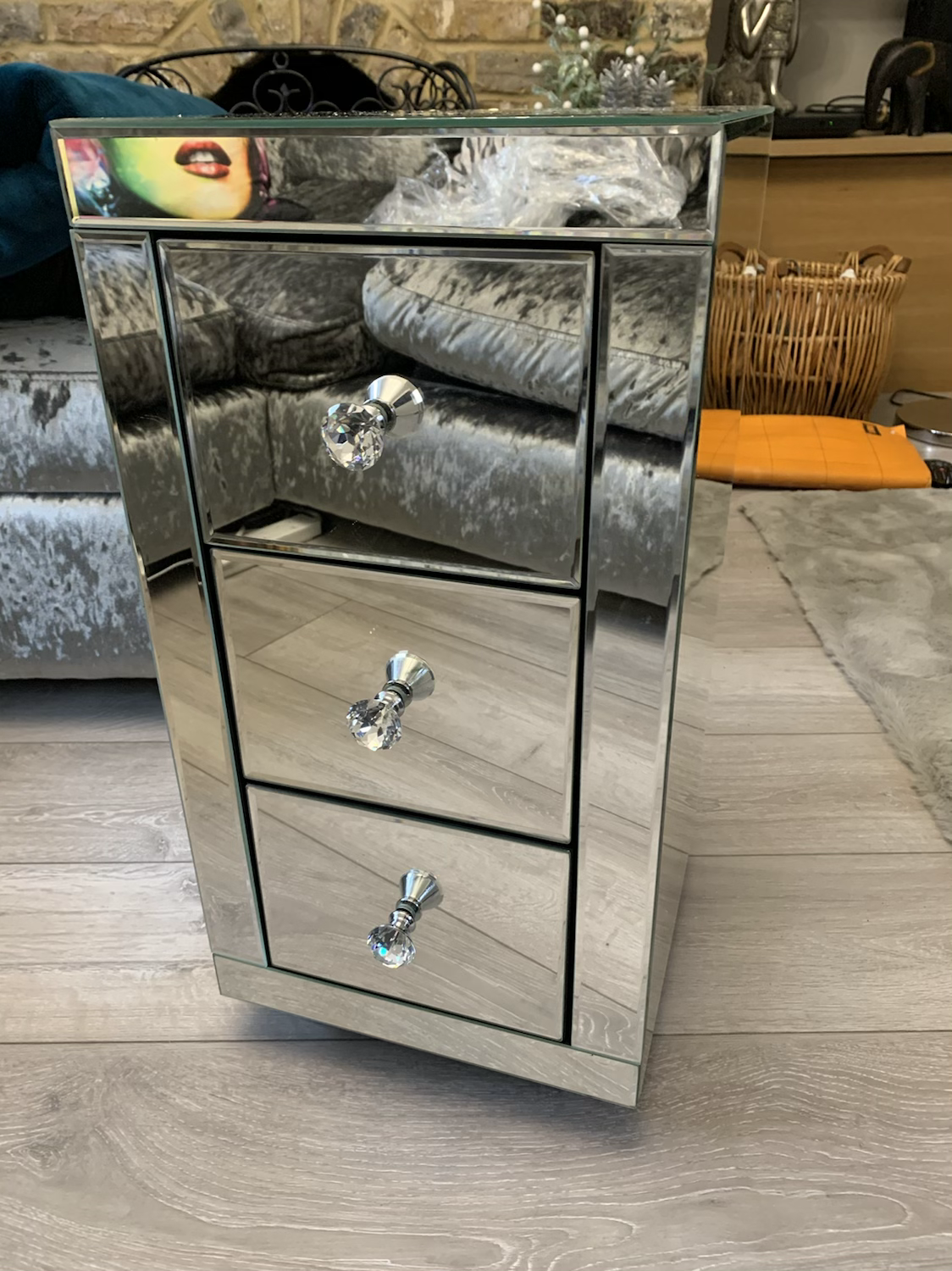 Classic Mirrored 3 Drawer Bedside 