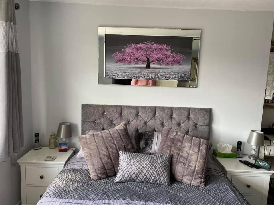 Thumbnail: Pink Cherry Tee on Mirrored Frame 110x60cm