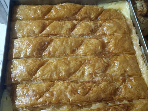 🍯 **Ένα Υπέροχο "Ευχαριστώ" Στον Κωσταντίνο Από Το Ζαχαροπλαστείο Μελιτόπειο!** 🙏