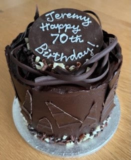 Chocoholics birthday cake.jpg