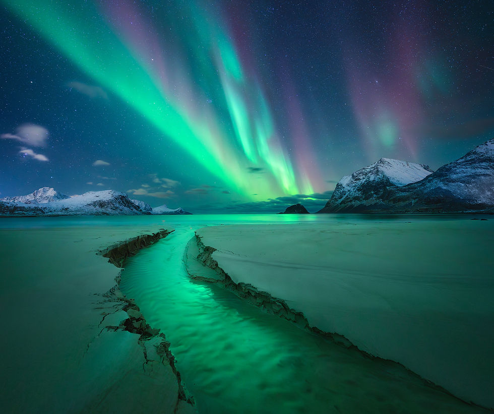 Spiaggia Haukland aurora boreale lofoten
