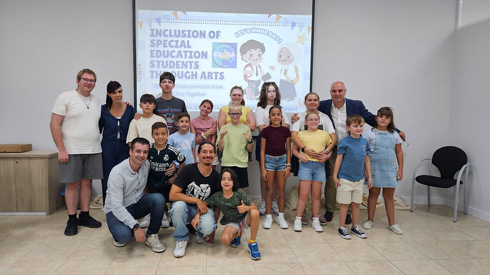 SENarts in Action: Inclusive Art Workshops Unite Fuensalida