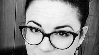 headshot dreena.JPEG