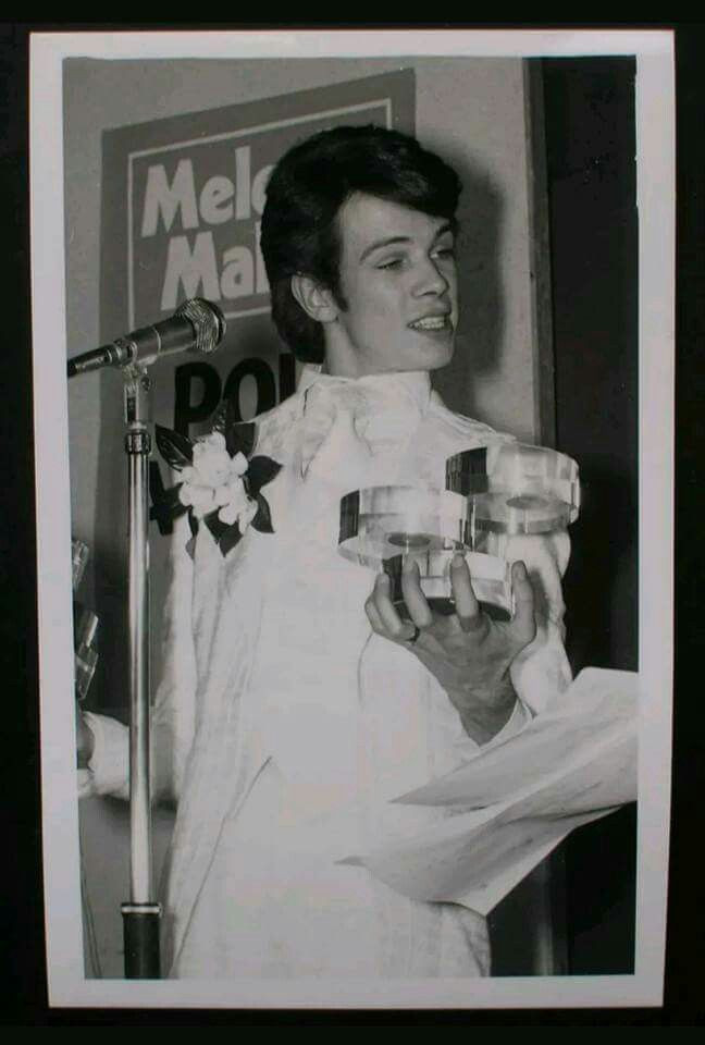 Freddie Burretti – A Fashion Designer for David Bowie