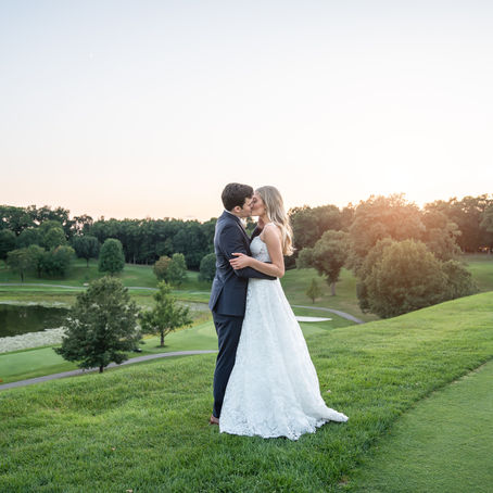 A Romantic Late Summer Wedding at The Kalamazoo Country Club // Riley & Ben