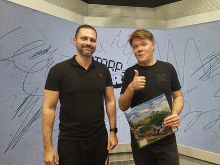 Vanadziņš viesojas LR1 raidījumā "Starpbrīdis" pie Toma Grēviņa