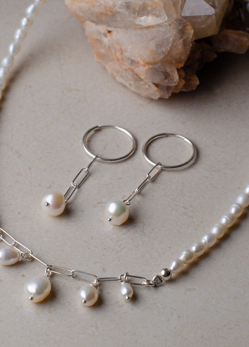 תמונה ממוזערת: עגילי כסף ופנינה | הרמוניה- לבן