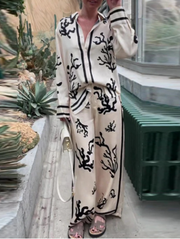 Chic Women's Printed Pants Suit