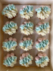 Gender reveal cupcakes