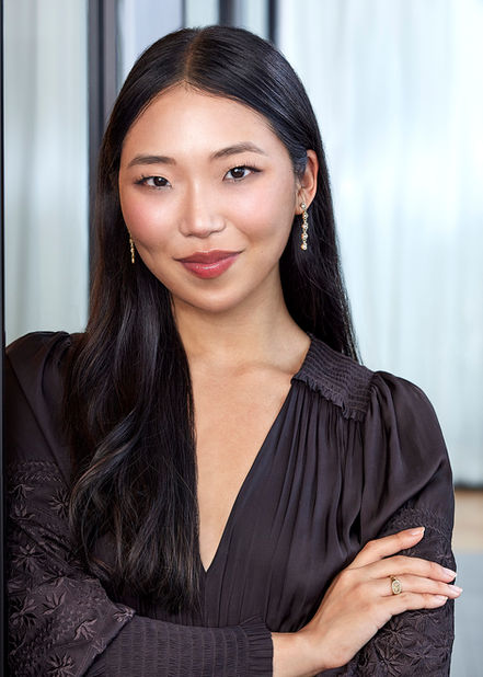 Headshots New York City , Nyc headshots photographers , professional headshots nyc