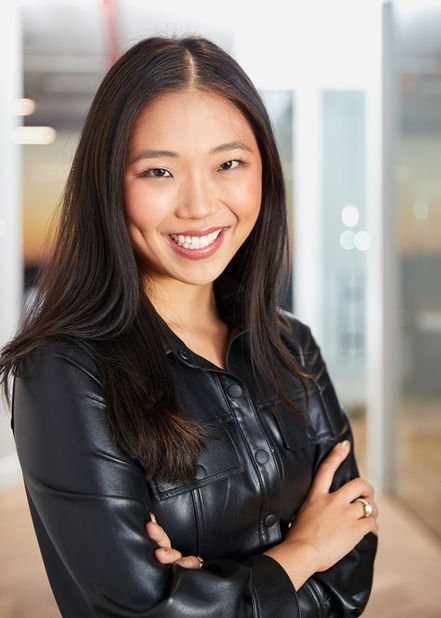 professional headshots brooklyn, professional headshots nyc, corporate photographer nyc, office photo shoot nyc, headshots nyc