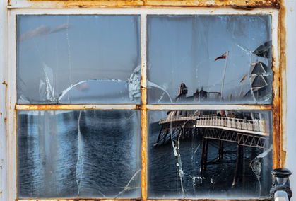 Yuliana Mulvany, Fractured Matter, 2025, digital photography (aluminium print), 60 × 40 cm