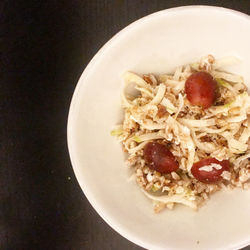 Fibrous Farro, Cheese N' Fruit Salad