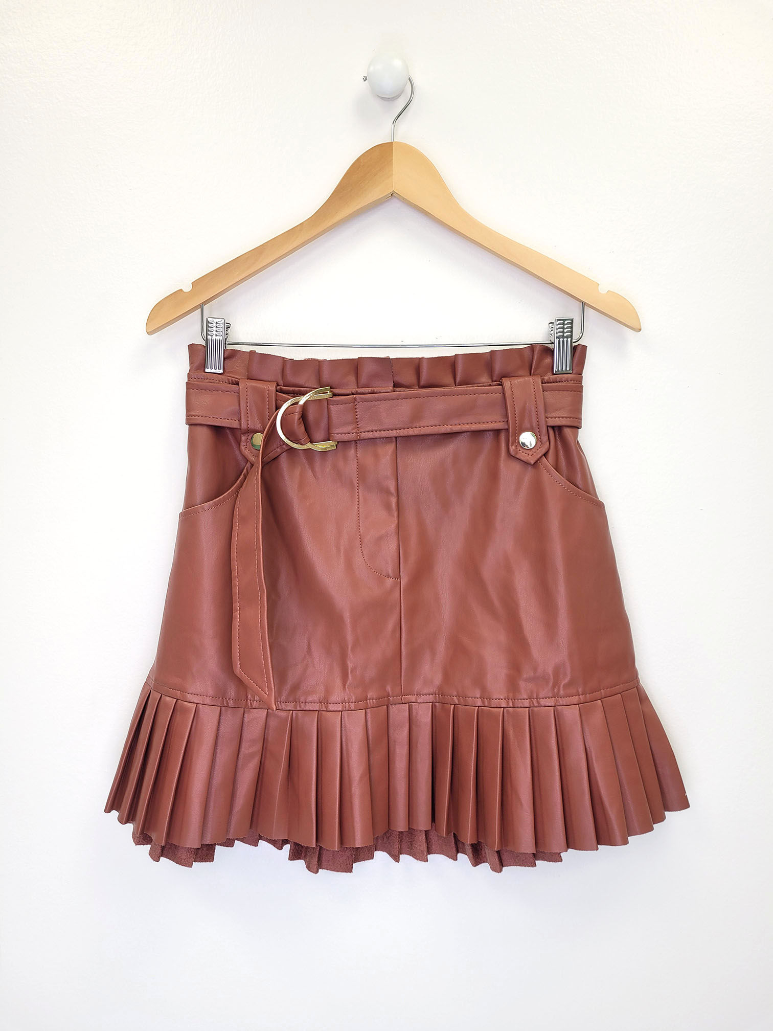 חצאית דמוי עור פליסה של Zara / מידה 36