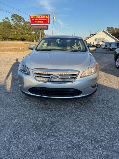 2010 Ford Taurus