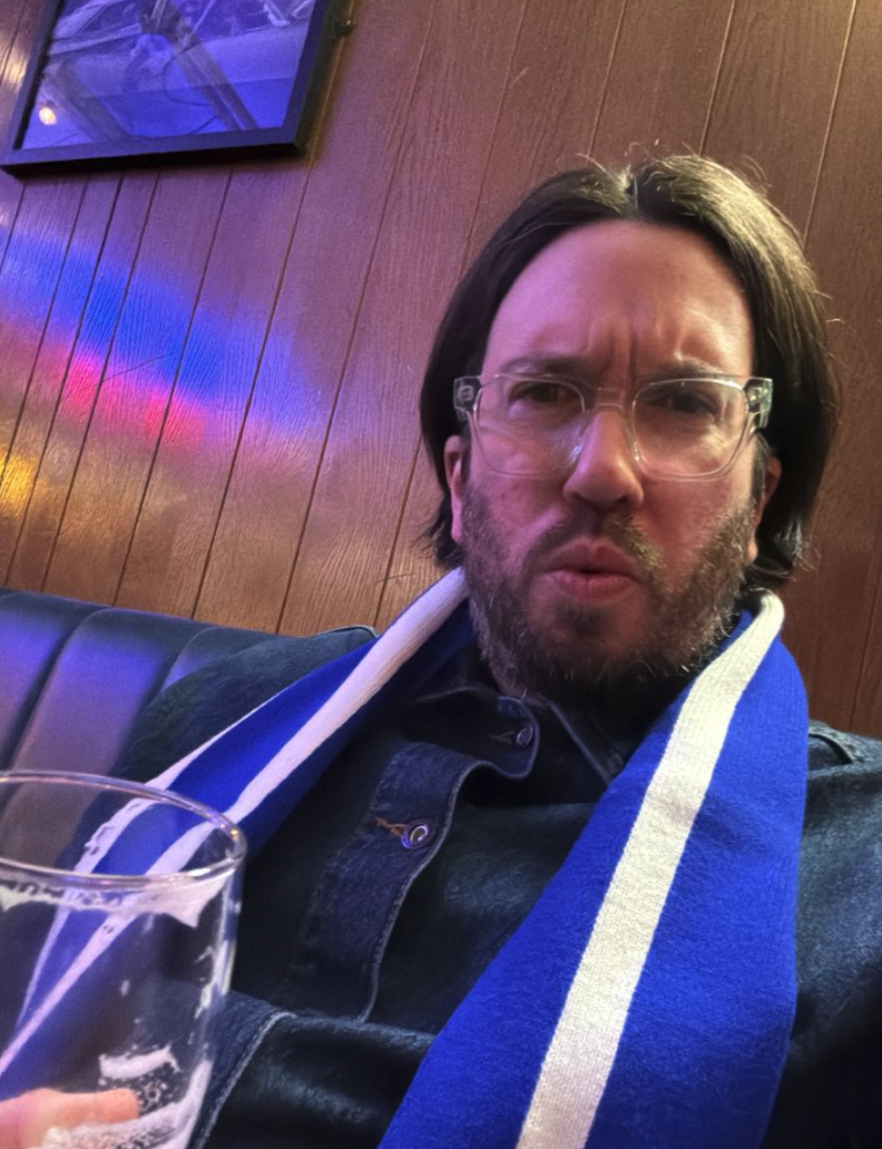 Writer: Jonny Mangas