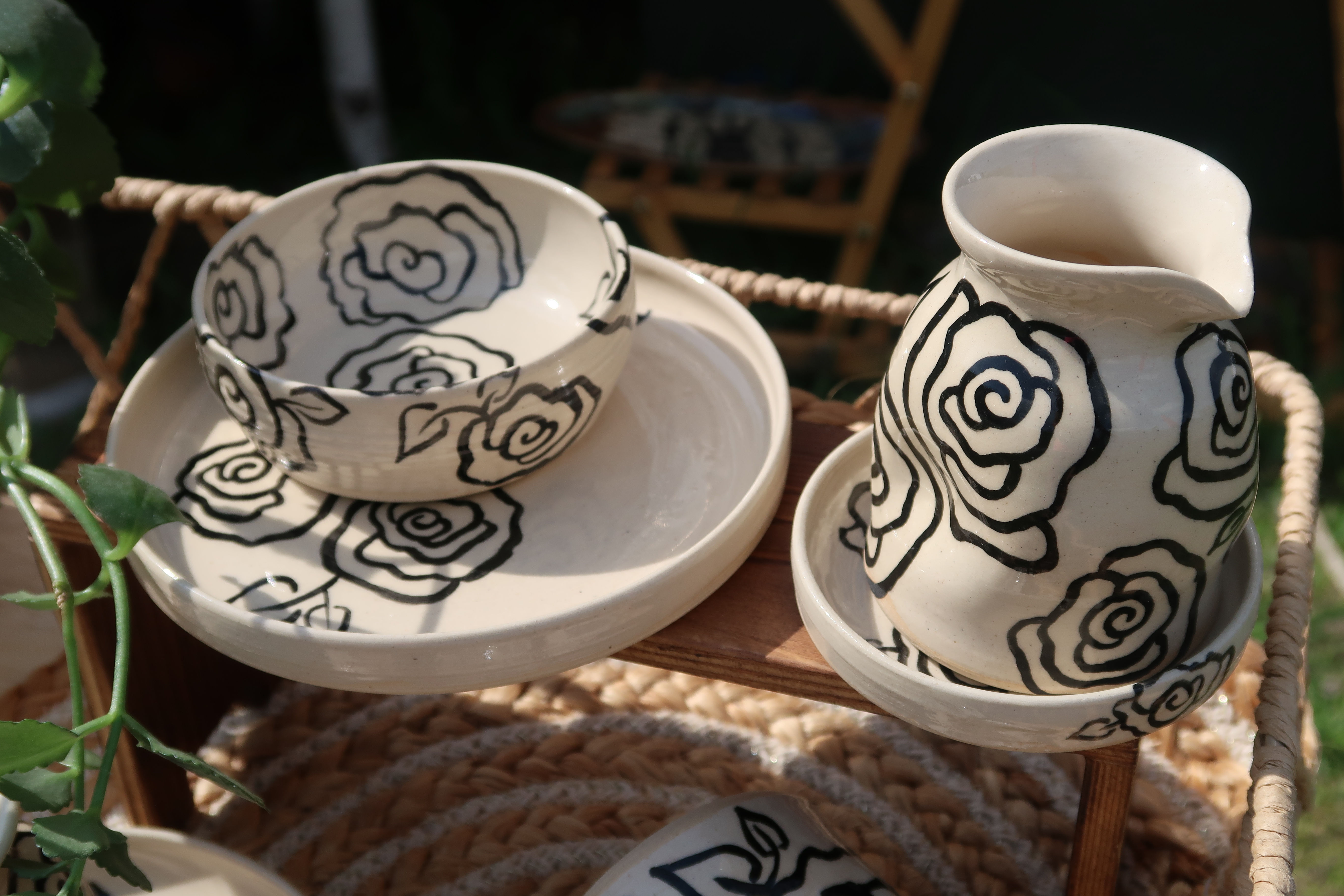 Black Rose - Bowl, Plate, Carafe & Dish Complete Set