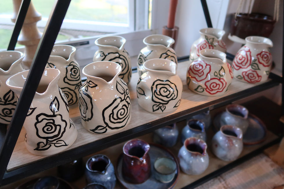 Thumbnail: Red Rose - Carafe