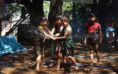 水遊び【日本冒険遊び場づくり協会】.JPG
